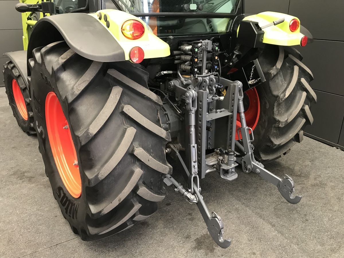 Claas Atos 220