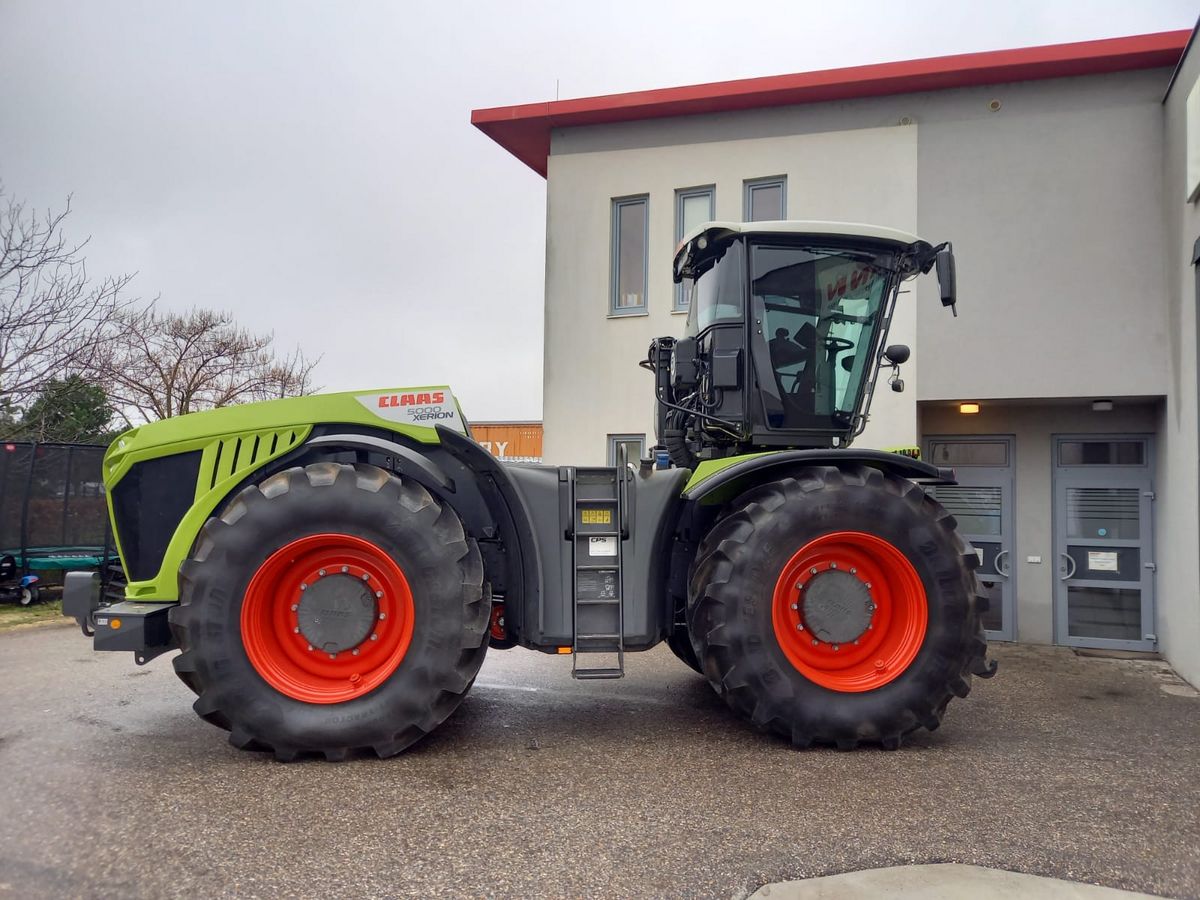 Claas Xerion 5000 Trac VC