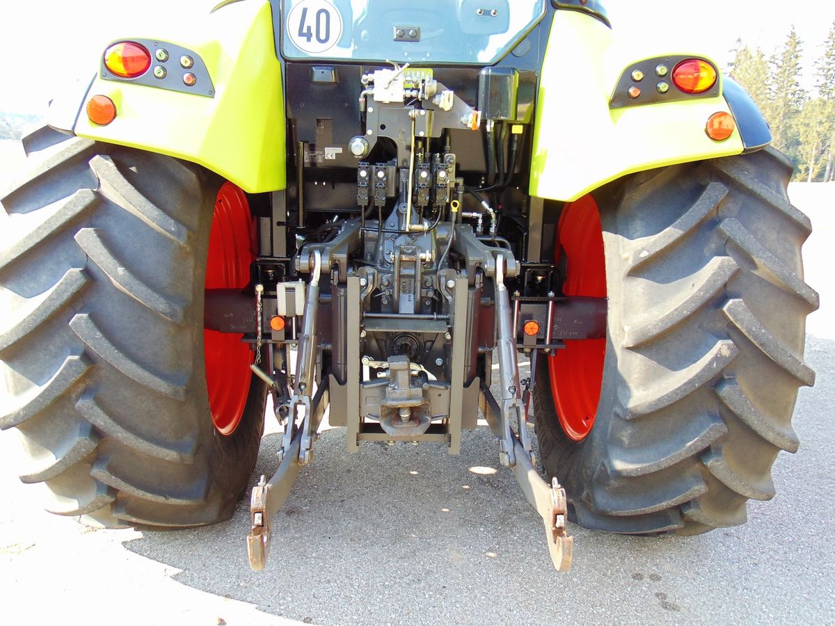 Claas Arion 430 CEI