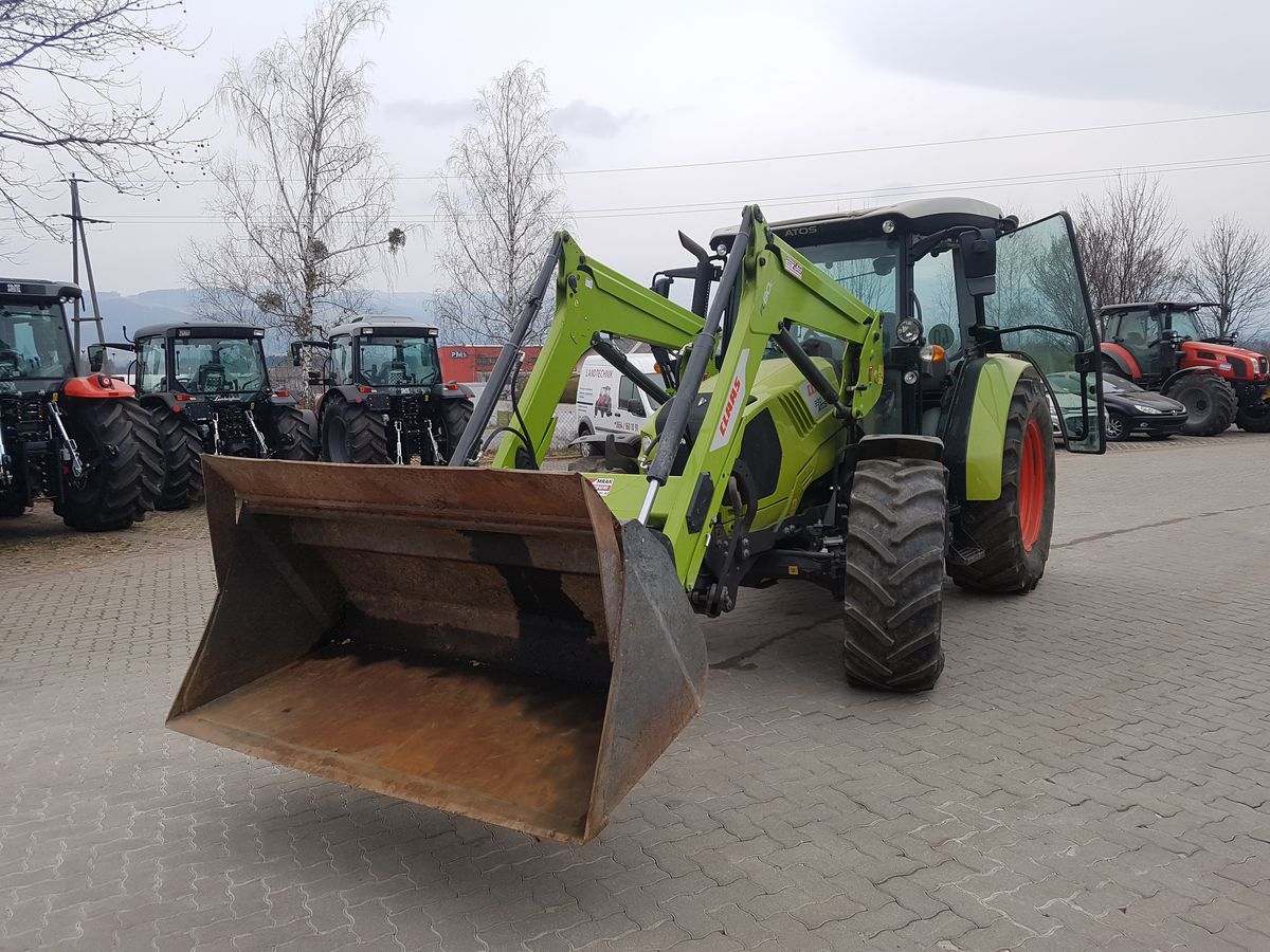 Claas Atos 330