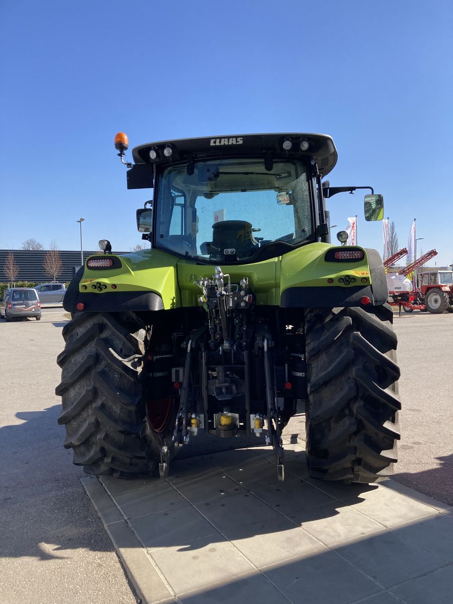 Claas Arion 640 CMATIC